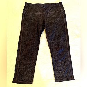 Athleta cropped pants.